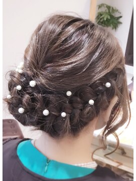 アフィナー(Afinar) 【横浜/Afinar】ロングボブを編み込みゆるりんぱ♪