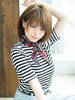 エル(LE)&nbsp;切りっぱなしボブひし形シルエットグレージュエアリーショート