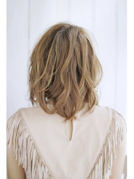 トランクイル サフリック(TRAN9UIL safric) 20代・30代・40代 抜け感◎リラックスパーマ