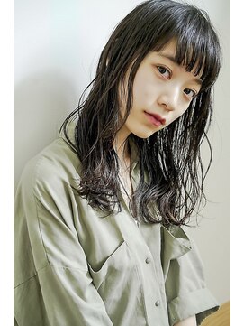 ネイヴィル(navile) レイヤーミディアム×シアーダークアッシュ