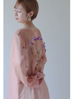 ホワイトルーム(White Room) ヌーディピンクベージュのショートスタイル♪