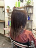 裾カラーグレーベージュ