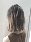 パツっとボブ