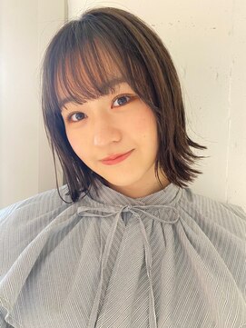 ラミ(L'ami) 外ハネショートボブ