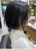 【顔周りが可愛いミニボブ】