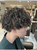 ツイストスパイラルハイライトパーマ