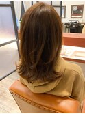 セミロングレイヤー