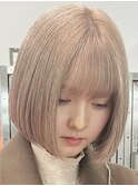 ミルクティーベージュ[新宿駅/切りっぱなしボブ/エアリーロング]