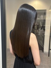 アドレバイハピネス(ADORE by happiness)