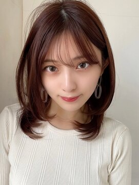 アフロート ディル(AFLOAT D'L) 表参道アフロート張替　レイヤーミディアムスタイル