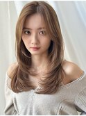 ブリーチなし大人ベージュシースルー内巻きロングレイヤーカット