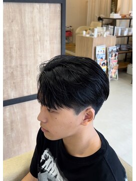 エッジ(EDGE) 学生メンズスクールカットマッシュショートレイヤー刈り上げ