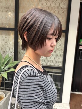 ジアン(GIEN) 首元すっきりショートウルフ @吉元