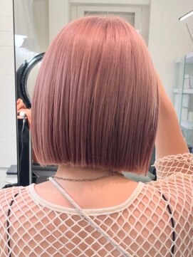 ニトバイアンキシム(nit by ahnkism) ボブミルクティーベージュブリーチダブルカラー堀江