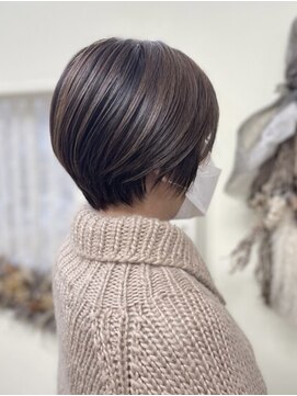 ティーズヘアイナガキイヴピアジェ スッキリ＿襟足補正＿大人ショート