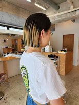 スタンド(STAND)&nbsp;根元が伸びても気にならないブリーチ