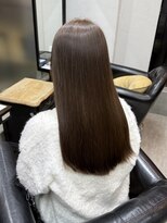 ウニカ デ ビエモン(UN1CA de BIEMON)&nbsp;ワンカラーで明るいブラウン