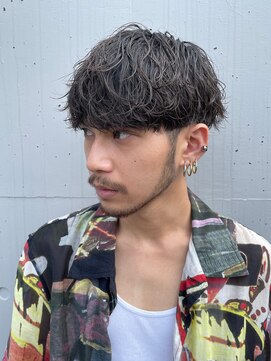 レタッチバイフィフス(RETOUCH by fifth) 原宿マッシュシャドウパーマフェザーショートスパイラルパーマ