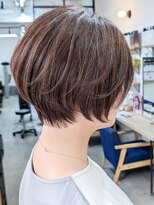 メッケ(MeKKe) グレージュ白髪染め/大人ショートボブ《after→befスワイプ2枚目