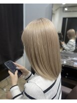フロレゾンヘアデザインエクステ(floraison hair design exte) ホワイトブロンド