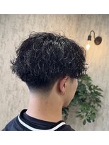 ジーク(SIEG) 波巻きパーマ