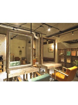 こだわり抜いたお洒落なインテリアが自慢の上質空間。マンツーマンで徹底的に寄り添い、理想を実現します！