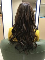 リル 住之江(LiL')&nbsp;【ツヤ感】ゆるふわウェーブスタイル