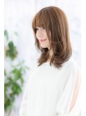 ニュアンス感あるくせ毛風カール色っぽセミディa