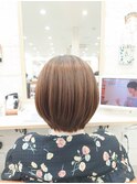 ショートボブ
