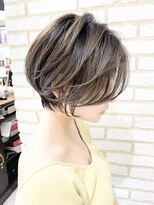 大人可愛い/ショートボブ/ハイライトカラー/ハンサムショート
