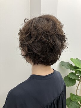 フタハ(futaha) ニュアンスショートボブ