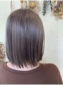 切りっぱなしbob 透明感抜群なグレージュカラー