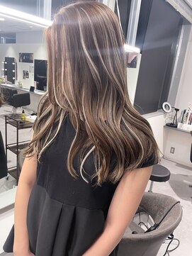 キング 梅田(K!ng) 梅田ハイライトカラー梅田インナーカラー梅田美容室茶屋町