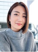 耳掛け大人ボブスタイル