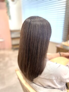 アットティー 金沢八景(at tee...) セミロング×白髪活かしcolor