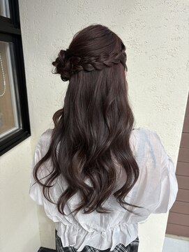 ヌックヘアー(nook hair) ココアピンクカラー　ハーフアップ　くるみちゃんヘア