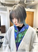 インナーカラー　水色　ハイトーン　グレージュ　横浜