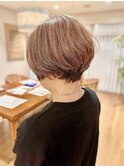 ショートボブ