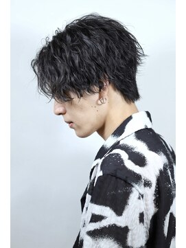 リップス 吉祥寺店 (LIPPS) ツイスパセンターパートミニウルフ縦落ちパーマ