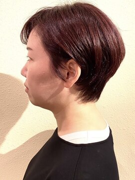 30代40代50代耳掛けショートチェリーレッド襟足ありショート関内