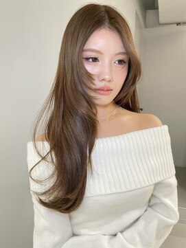 トイ(TOI) 顔まわりで盛れるロングレイヤー/ヘーゼルベージュ/