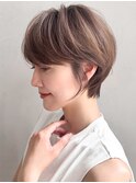クールショート美髪サイドバング前髪うるツヤピンクベージュ