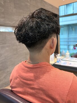 ファースト 仙台店(first) 山田style 10代20代 ラフだけど決まる海外風フリックパーマ