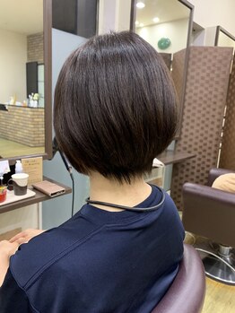 美容室 スタッシュ(Stash)の写真/難しい事をしないでお手入れ簡単！骨格と癖っ毛、毛量に合わせたカットで心地よい毎日を過ごそう♪