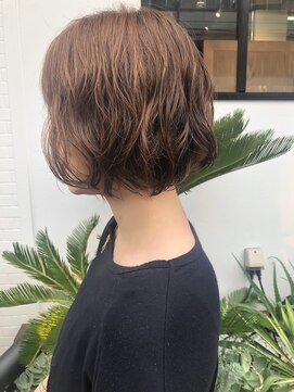 メルト 吉祥寺(melt) 【高塚栞里】大人可愛い！切りっぱなしボブのニュアンスパーマ