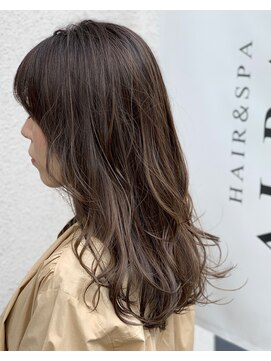 ヘアーアンドスパ アルバス(HAIR&SPA ALBAS) 大人女性にも◎ハイライト×艶ベージュ