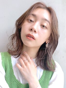 アイティーバイアルバム 藤沢店(IT by ALBUM) カジュアルウェーブ_外ハネボブセクションカラー_38733