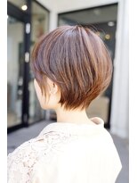 ザシー オモテサンドウ(The C)&nbsp;20代30代40代ナチュラル大人可愛いレイヤースタイル