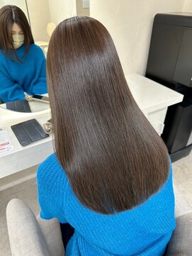 ドロシー 郡山桑野店(Dorothy) イメチェンハッシュカットフルバング似合わせレッドブラウン