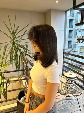 リバレッジ 広尾(Leverage) 大人外国人風ミディアムレイヤー：Kazuma  Osumi